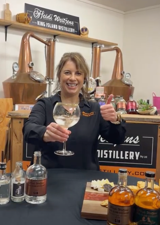 Happy Heidi of King Island Distillery, Tasmania celebrates World Gin Day by crafting King Island gin cocktails. Cheers and thumbs up the unique flavours of King Island, Tasmania artisan spirits.