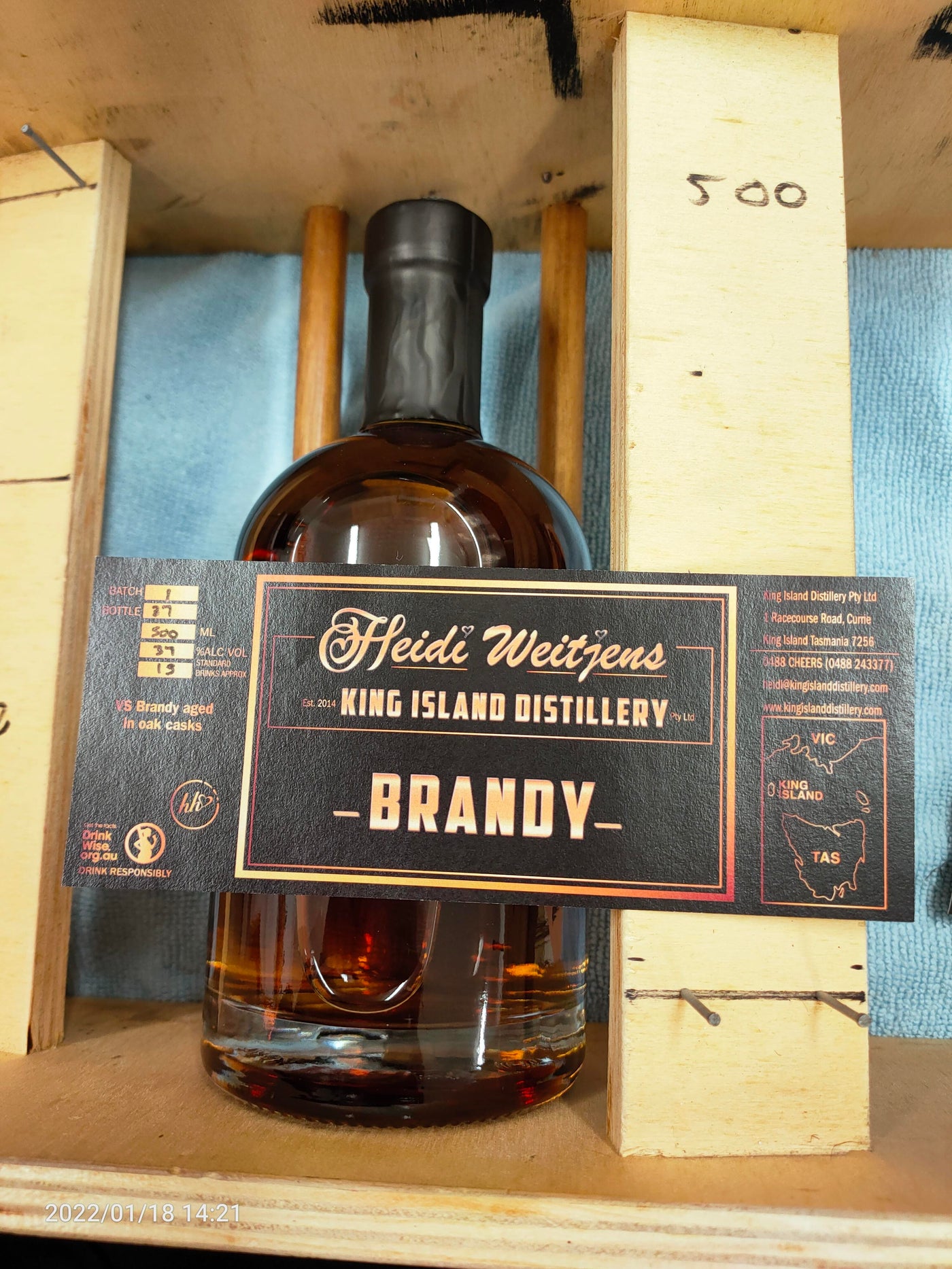 brandy-king-island-distillery-hand-labelled